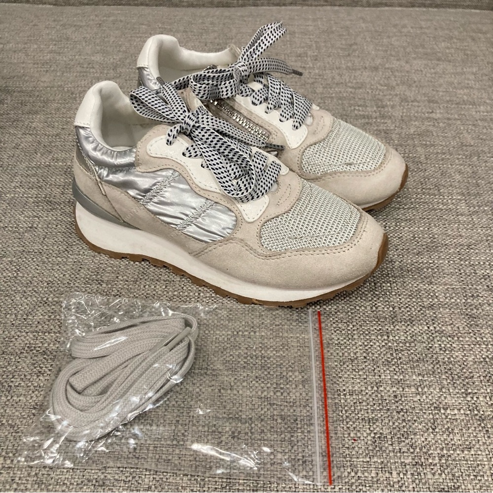 ShuShop size 12 Phoebe VGUC includes box and extra laces - Picture 4 of 6